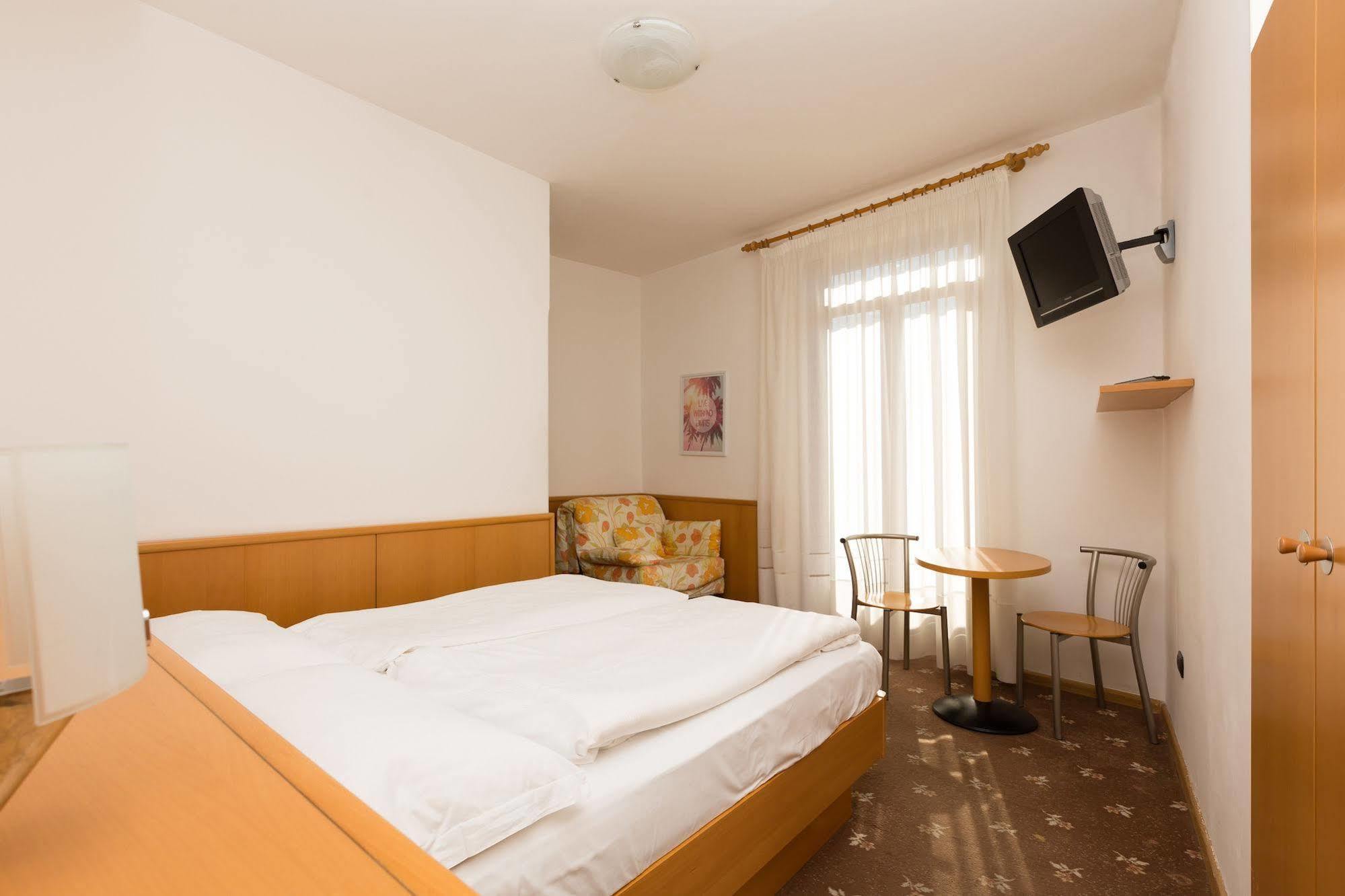 Bed and Breakfast Casa Nataly Torbole Sul Garda Zewnętrze zdjęcie